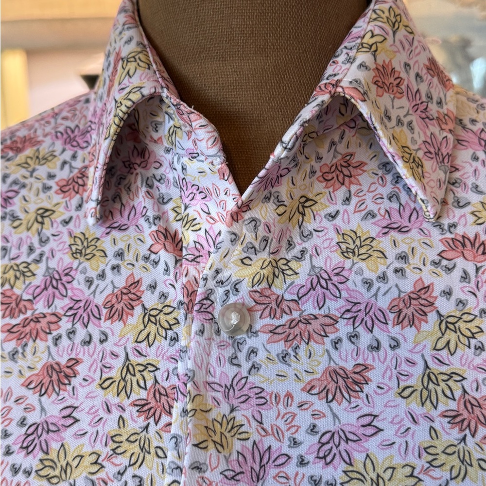 Vintage 1970s Polyester Ditsy Floral Button-Front Blouse in Pink & Green